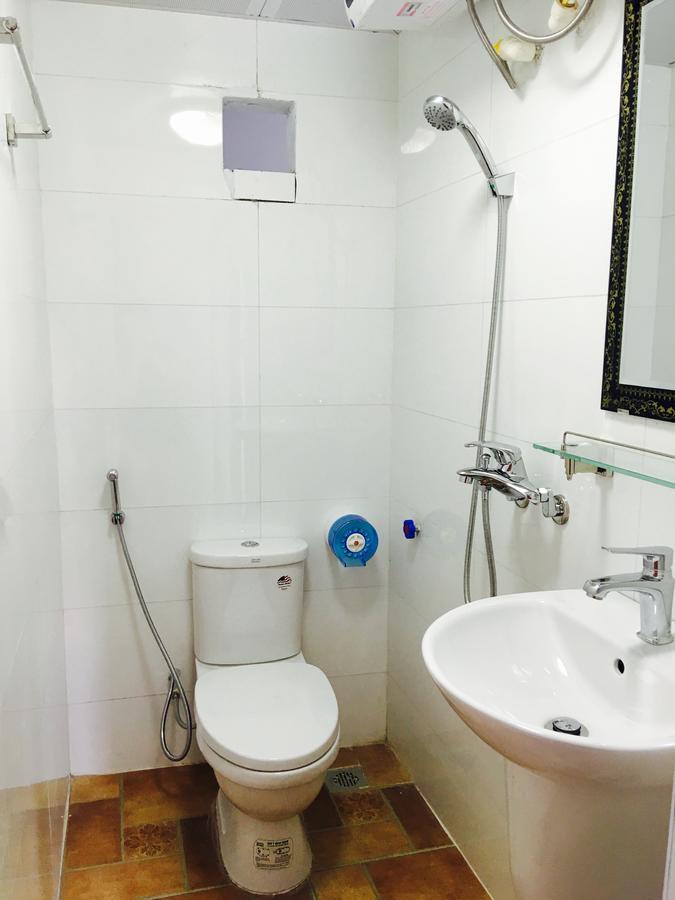 Awa Downtown Hostel Hanoi Esterno foto