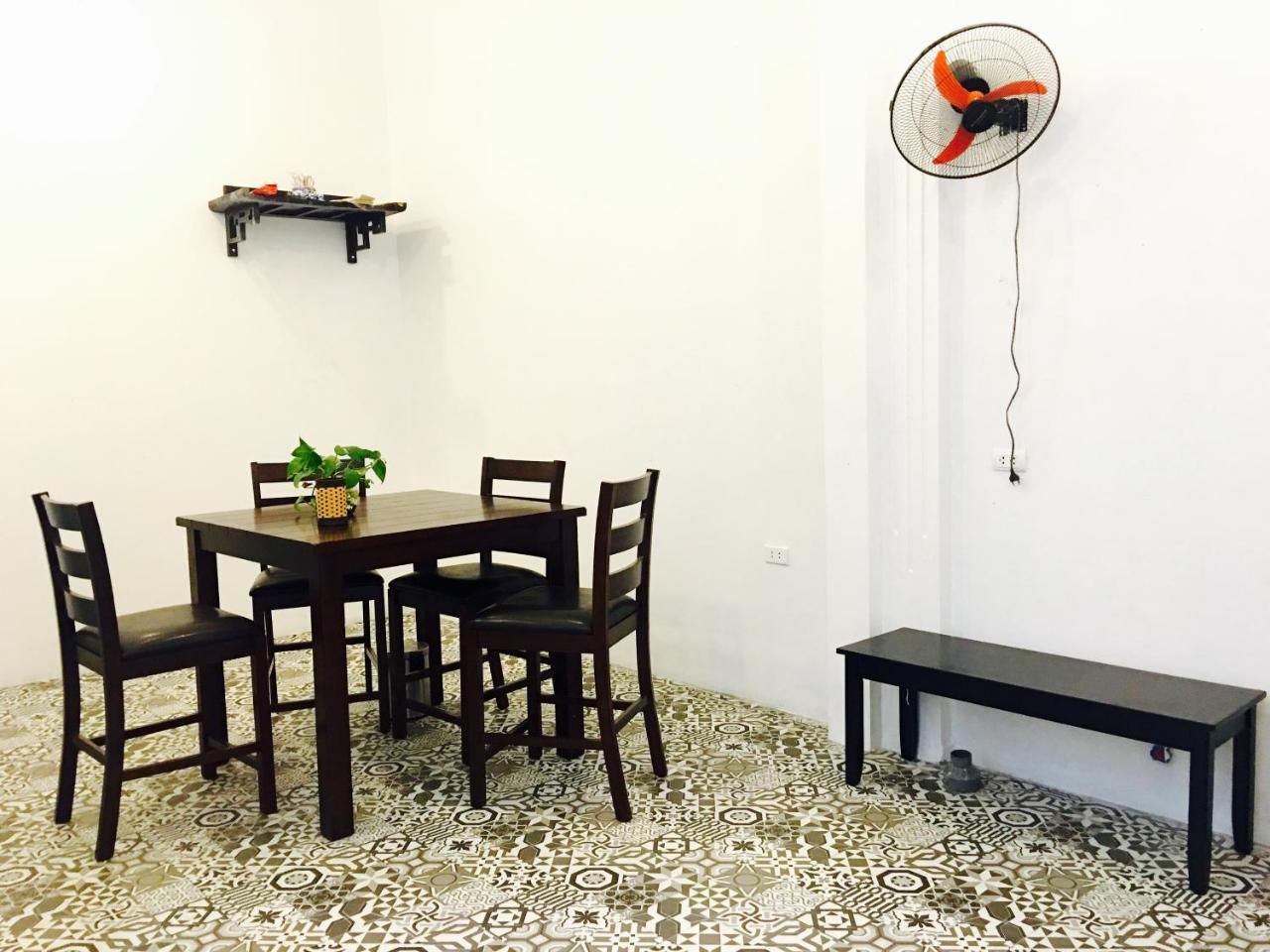 Awa Downtown Hostel Hanoi Esterno foto